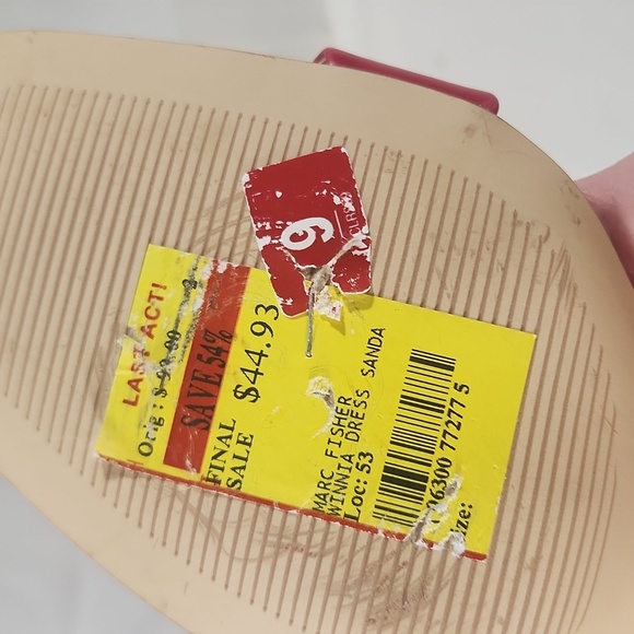 New with tag Marc Fisher Bright Red Hells size 9 with silver hardware - Picture 8 of 8